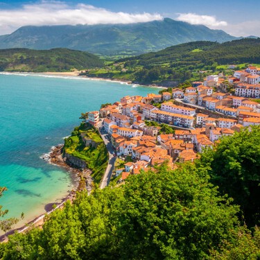 Los 13 pueblos más bonitos de Asturias que te enamoran a primera vista, desde el mar azul hasta la verde montaña