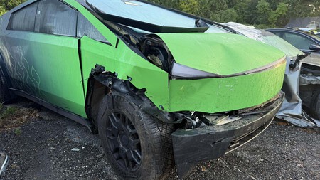 Tesla Cybertruck Stephen Phelps Facebook