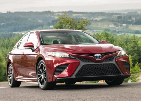 Toyota Camry 2018
