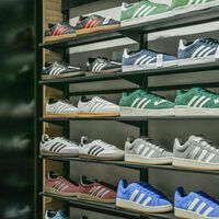 Adidas a mitad de precio: vuelve el mejor outlet deportivo con todo tipo de zapatillas, chaquetas y más  