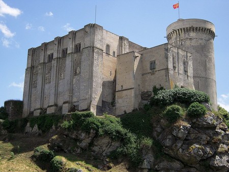 1024px Falaise Chateau Guillaume Conquerant 2