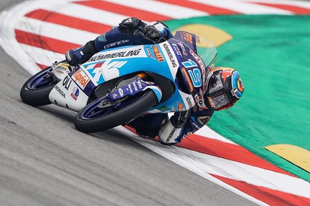 Gabriel Rodrigo es el séptimo poleman diferente en Moto3 y Arón Canet saldrá quinto en Montmeló