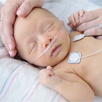 El emotivo anuncio de Dodot que rinde homenaje a los bebés prematuros hospitalizados