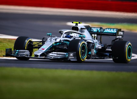 Valtteri Bottas lidera la rebelión de los segundos pilotos en los entrenamientos de Silverstone