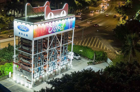 Alibaba se apunta a lo de vender coches con máquinas expendedoras como si fueran latas de Coca-Cola