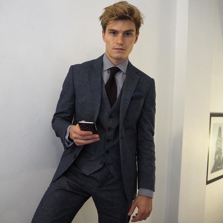 Pura elegancia: así fueron los looks con los que Oliver Cheshire conquistó la Fashion Week de Londres