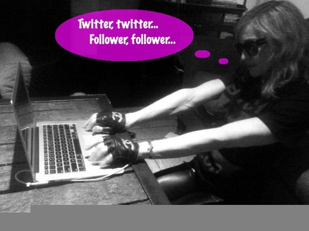 Pues sí que ha tenido un día intenso Madonna en Twitter