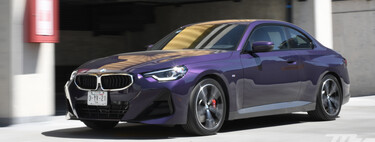 BMW 220i Coupé 2022, a prueba: un compacto fiel a la esencia original de BMW