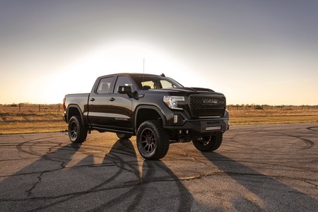 Goliath 700, Hennessey convierte a la GMC Sierra en un monstruo de 700 hp