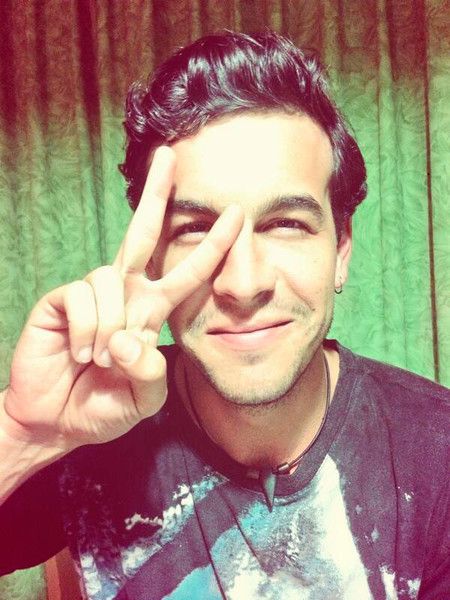 A Mario Casas se le cae la baba con su nuevo bebé
