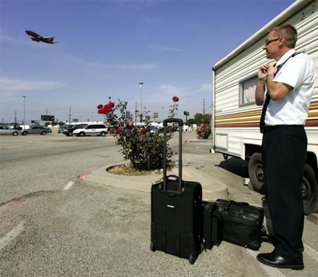Comunidad de pilotos viviendo en un aeropuerto