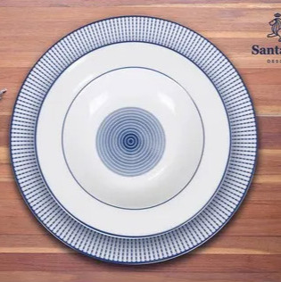 Vajilla completa de 18 piezas redondas fabricada en porcelana decorada en color azul, Diana santa clara