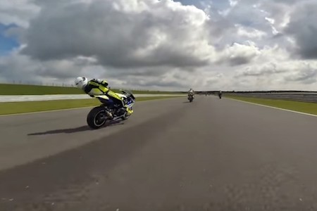 Sin conocimiento a más de 225 km/h. Así fue el aterrador accidente de Josh Boyd en Snetterton