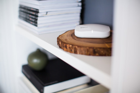 Eero blinda el wifi de casa, aumenta su señal… y todo gestionado desde el iPhone