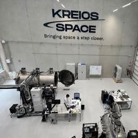 Mantener satélites en órbita terrestre muy baja es muy problemático, pero esta compañía española quiere convertir el problema en solución
