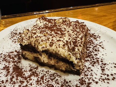 Qué hacer con el pan de muerto de la ofrenda: prepara este tiramisú con café de olla y pocos ingredientes