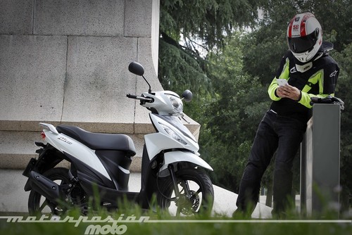 Suzuki Address, prueba (conducción en ciudad y carretera)