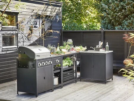 Muebles de Ikea de exterior con los que convertir tu barbacoa en una auténtica cocina de exterior