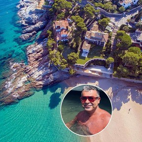 El refugio de Jorge Javier Vázquez en la Costa Brava: un espectacular paseo salpicado de calas junto al mar turquesa y silencio