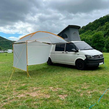Nuevo en Lidl: el toldo multifunción para coches o camper que todos los aventureros deberían llevar en el maletero 