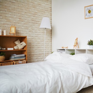 Lidl tiene la colcha que también hace de manta cálida ideal para las noches de otoño: disponible en beige o en caqui por menos de 20 euros 