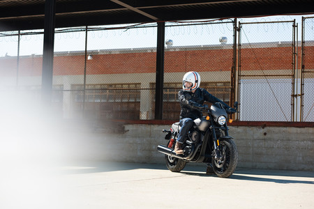 Harley Davidson Street Rod 2017 3