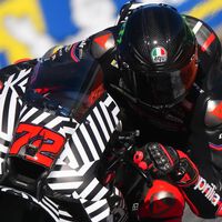 La nueva moto de camuflaje de Aprilia esconde un secreto aerodinámico que promete poner patas arriba MotoGP