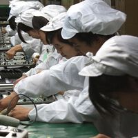 Apple da un vuelco a su proceso de fabricación: lo quiere automatizar todo fuera de China y ya tiene un plan para que le salga gratis