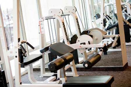 Consejos para que las personas que quieren mejorar su estado físico en 2010 sepan elegir bien el gimnasio y la actividad deportiva