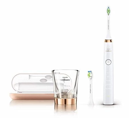 Oferta Flash el set de cepillado eléctrico Philips Sonicare Diamond Clean HX9312/04: hasta medianoche cuesta 125 euros en Amazon 
