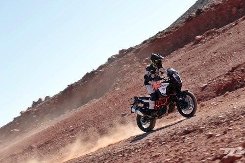 Probamos los Bridgestone Battlax Adventure A41 en Marruecos: neumáticos trail para viajeros insaciables