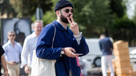 Beanie + bufanda: el combo que triunfa en el mejor street style de la semana este invierno