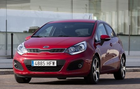 KIA-Rio-2011-2