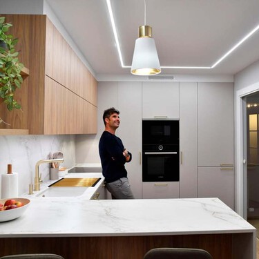 Daniel Colino, experto en cocinas: "Si tu cocina es estrecha y alargada, tranquilo, no es un pasillo. Estas son las claves para aprovechar cada centímetro" 