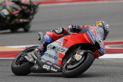 Andrea Dovizioso domina en Francia con una décima de ventaja sobre Marc Márquez