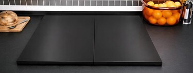 No es solo para evitar arañazos. Este es el accesorio que siempre recomiendo tener en una cocina vitrocerámica, de inducción o gas