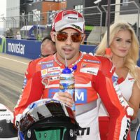 Michele Pirro prueba la Ducati GP17 de Jorge Lorenzo en Cheste