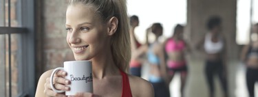 El efecto del café en la mujer deportista no ha sido tan estudiado como en los hombres: esto es lo que se sabe a día de hoy 