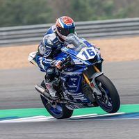 Jules Cruzel gana en Supersport sobre Randy Krummenacher en una acalorada última vuelta en Tailandia