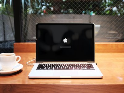 Con esta web puedes trollear a tus amigos o compañeros de trabajo haciéndoles creer que se está actualizando su sistema operativo