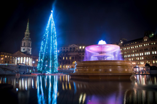 Imprescindibles en Navidad: el árbol de Trafalgar Square y Covent Garden Piazza en Londres 