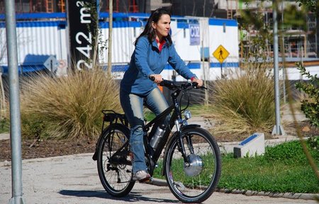 Hertz incluye las bicicletas eléctricas en su catálogo