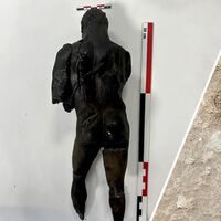 Construtores em Ibiza descobrem escultura de Hércules que resistiu no subsolo por 1.700 anos 