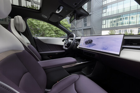 Mazda Cx 6e interior