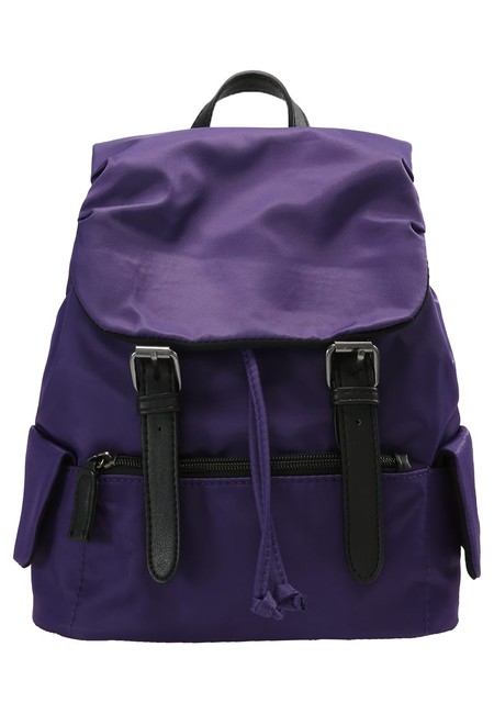 Por sólo 9,95 euros tenemos la mochila Michelle de New Look tras un 60% de descuento en Zalando