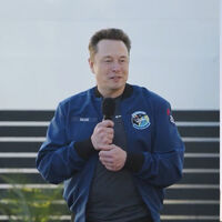 Elon Musk lleva 20 años negándose a sacar SpaceX a bolsa. 1,5 billones de dólares le han hecho cambiar de opinión