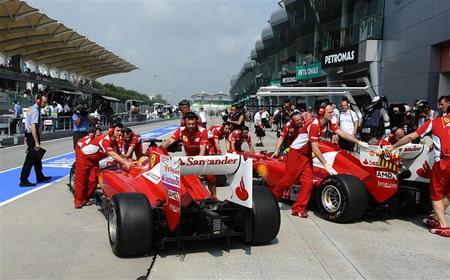 Ferrari, menos mal que tienes a Fernando Alonso