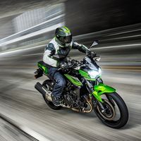 La Kawasaki Z400 se estrena como la naked del carnet A2 a batir con 44 CV y todo el espíritu Sugomi