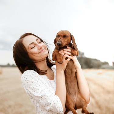 Tu perro sabe qué hora es sin necesidad de entender un reloj, y es gracias a su arma secreta 