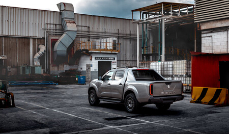 Ebro pick-up eléctrica